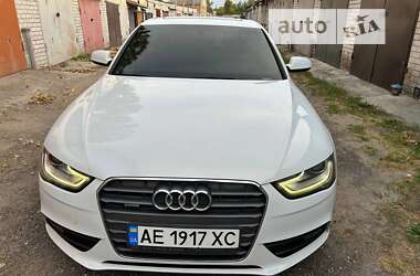 Седан Audi A4 2013 в Дніпрі