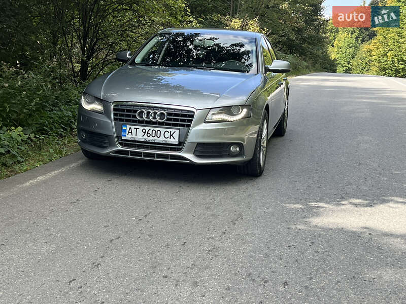 Седан Audi A4 2010 в Косові