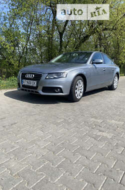 Седан Audi A4 2010 в Косові