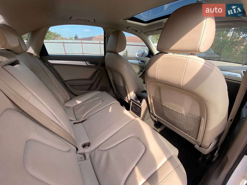 Седан Audi A4 2011 в Кривом Роге