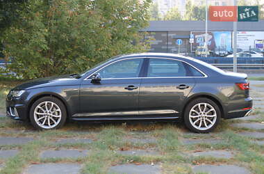 Седан Audi A4 2019 в 