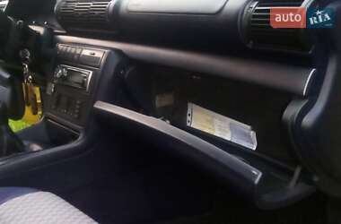 Седан Audi A4 1997 в 
