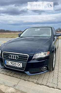 Седан Audi A4 2010 в Стрию