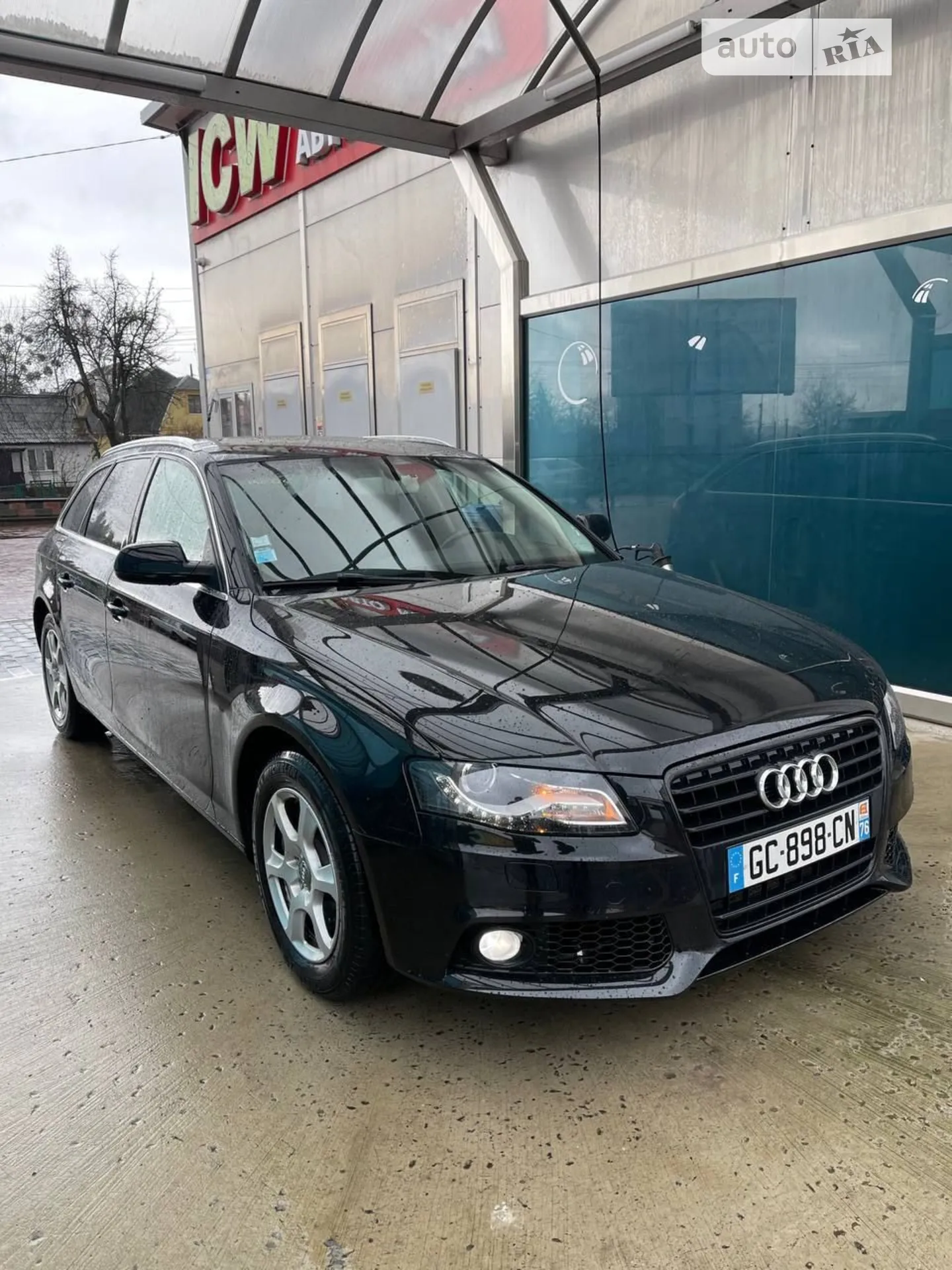 2010 Audi A4 - фото 1