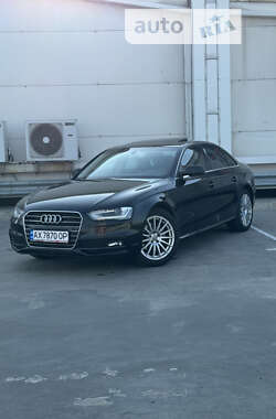 Седан Audi A4 2013 в Киеве