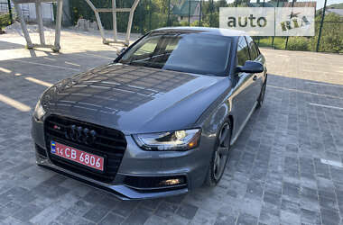 Седан Audi A4 2013 в Львове