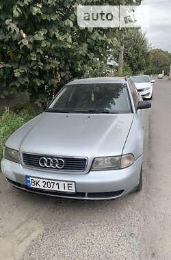 Универсал Audi A4 1996 в Ровно