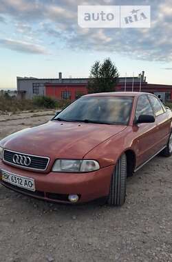 Седан Audi A4 1996 в Рівному