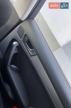 Седан Audi A4 2010 в 