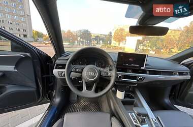 Седан Audi A4 2023 в 