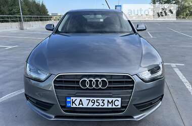 Седан Audi A4 2012 в Києві