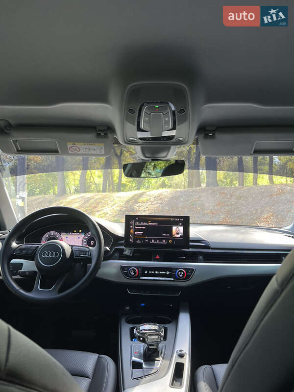 Седан Audi A4 2020 в Днепре