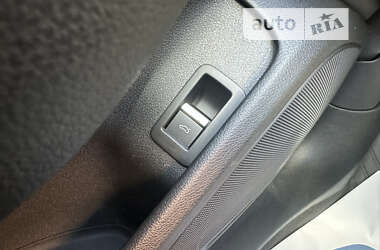 Универсал Audi A4 2016 в 