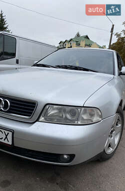 Седан Audi A4 2000 в Олевске