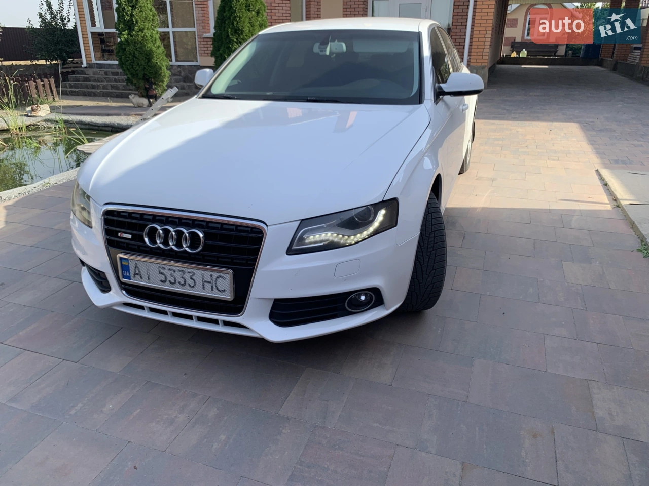 2010 Audi A4 - мініатюра 10