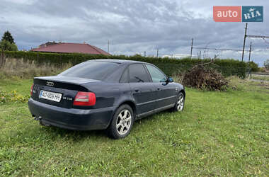 Седан Audi A4 2000 в Тячеве