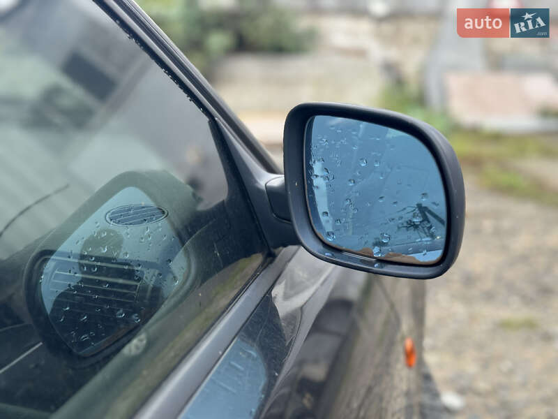 Седан Audi A4 1996 в Луцке