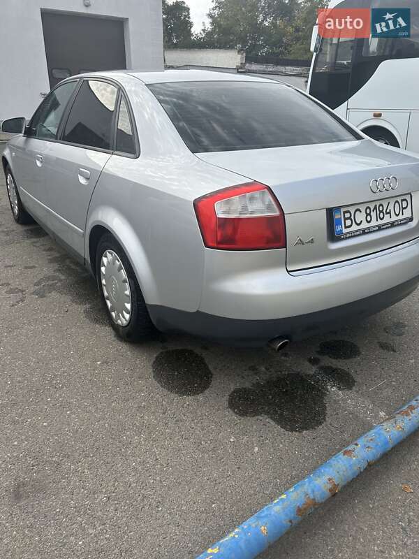 Седан Audi A4 2002 в Овруче