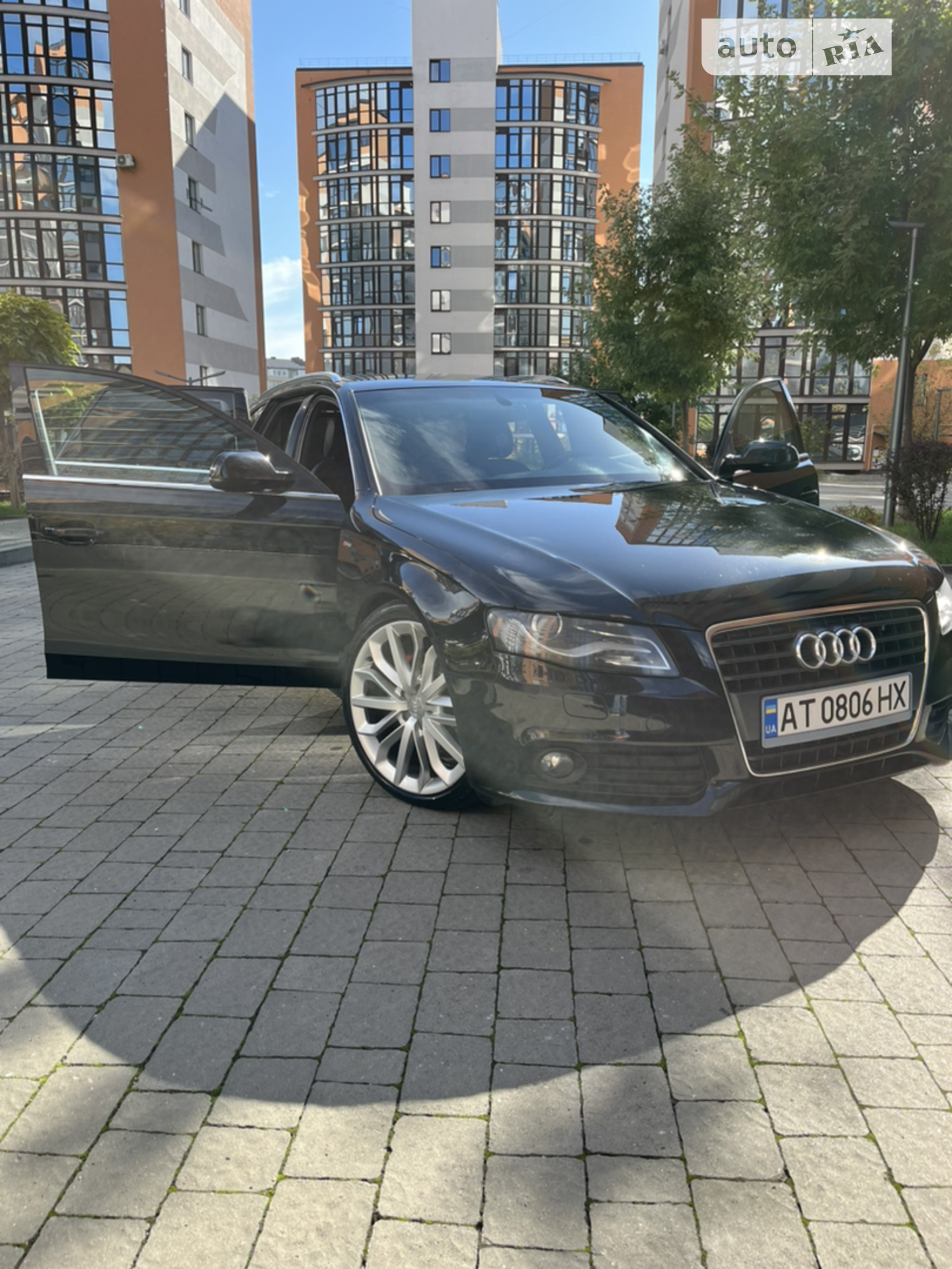 2010 Audi A4 - мініатюра 23