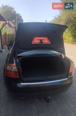 Седан Audi A4 2003 в 