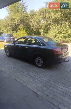 Седан Audi A4 2003 в 