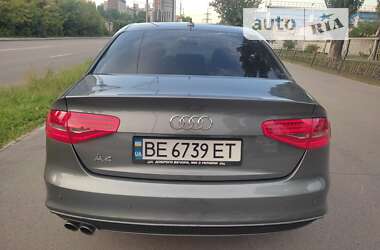 Седан Audi A4 2014 в Киеве