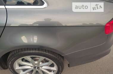 Седан Audi A4 2014 в Киеве