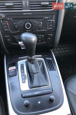 Седан Audi A4 2010 в Вышгороде