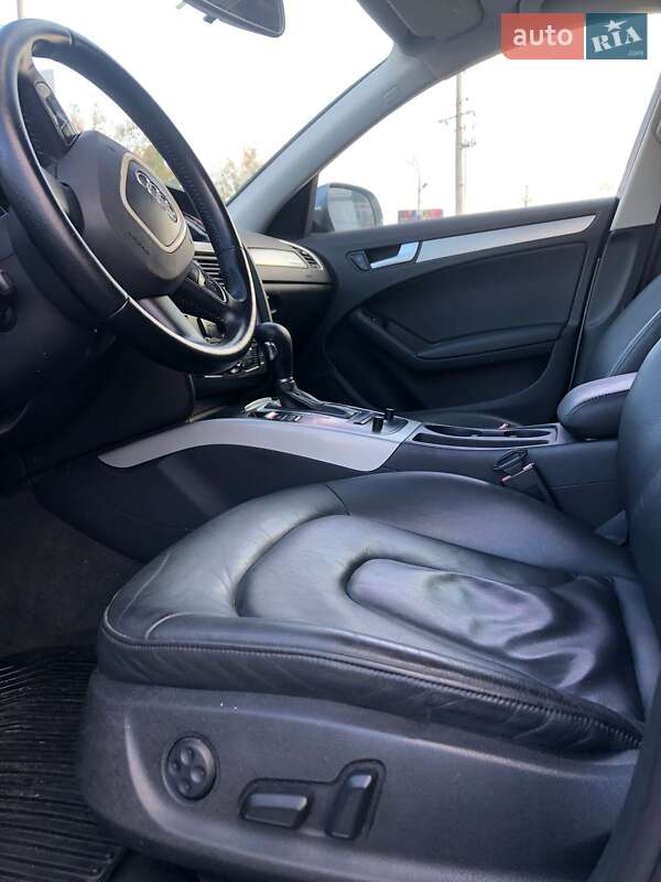 Седан Audi A4 2010 в Вышгороде