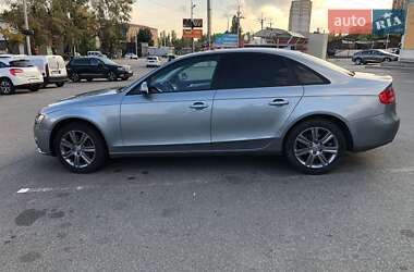 Седан Audi A4 2010 в Вышгороде