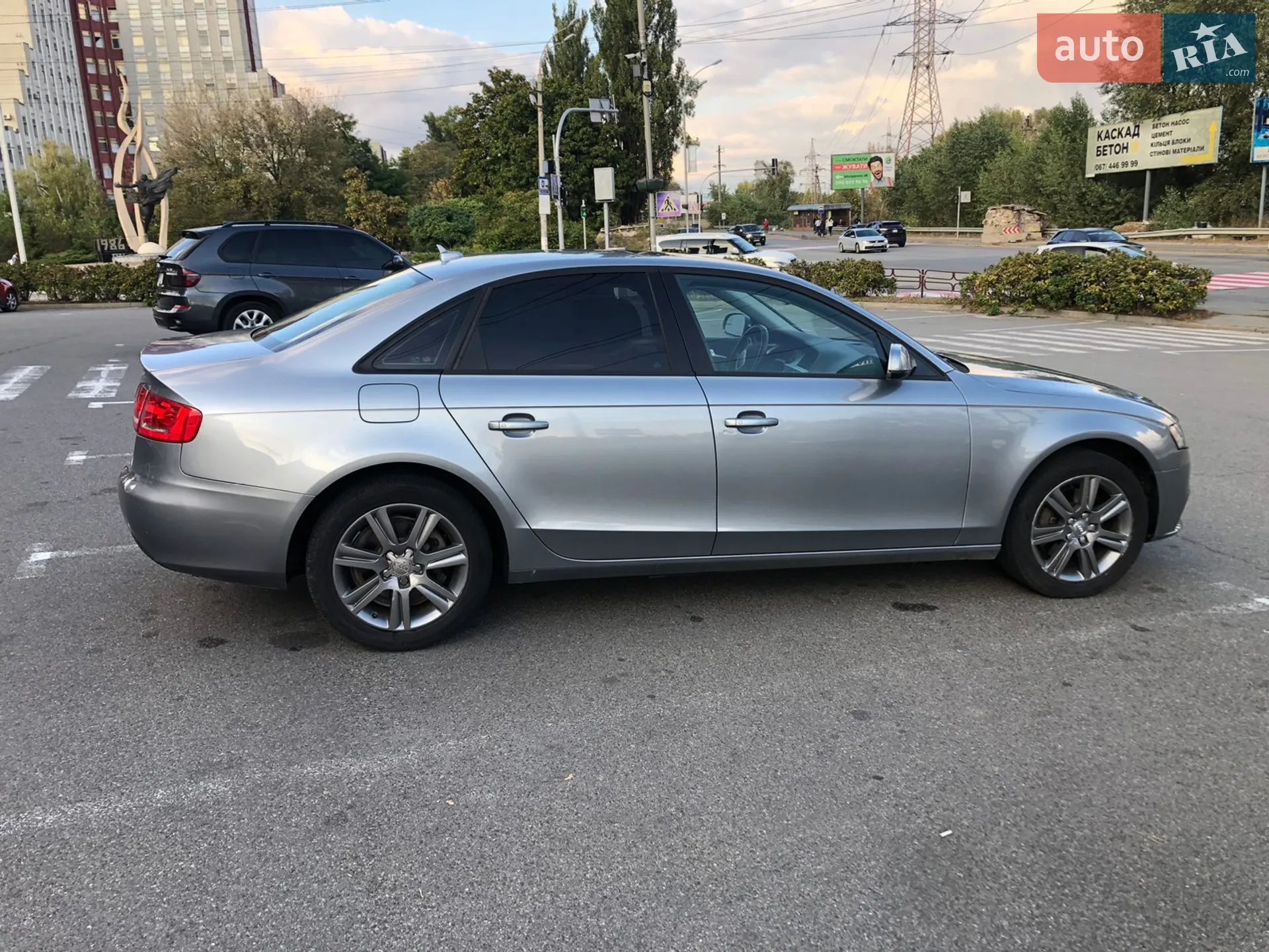 2010 Audi A4 - мініатюра 2