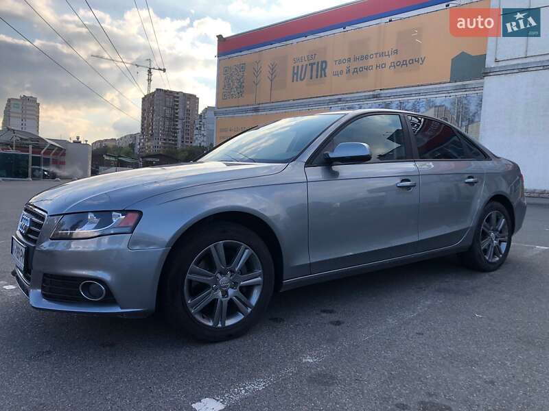 Седан Audi A4 2010 в Вышгороде
