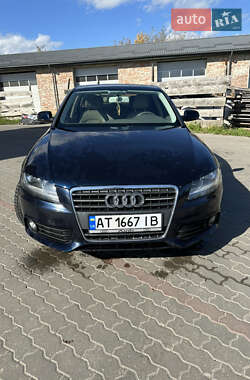 Седан Audi A4 2011 в Калуше