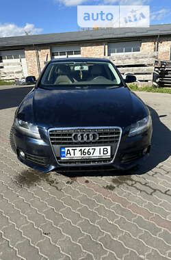 Седан Audi A4 2011 в Калуші