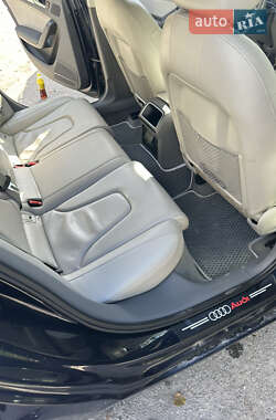Седан Audi A4 2011 в Калуше
