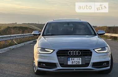 Седан Audi A4 2013 в Рівному