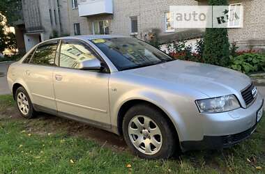 Седан Audi A4 2003 в Бершаді