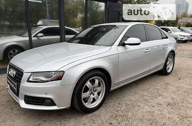 Седан Audi A4 2011 в Киеве