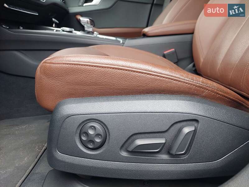 Седан Audi A4 2017 в Камені-Каширському