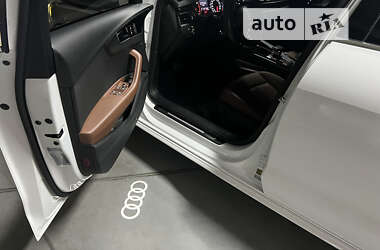 Седан Audi A4 2020 в 