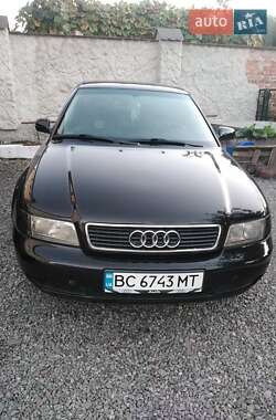 Седан Audi A4 1997 в Львові