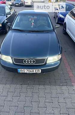 Седан Audi A4 1995 в Тернополе