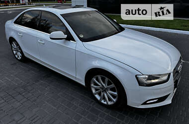 Седан Audi A4 2013 в Одесі