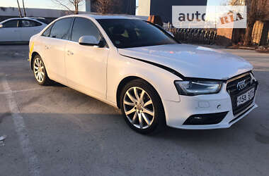 Седан Audi A4 2013 в Одесі