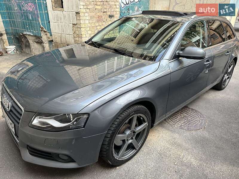 Универсал Audi A4 2011 в Киеве