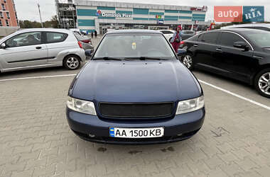 Седан Audi A4 1996 в 