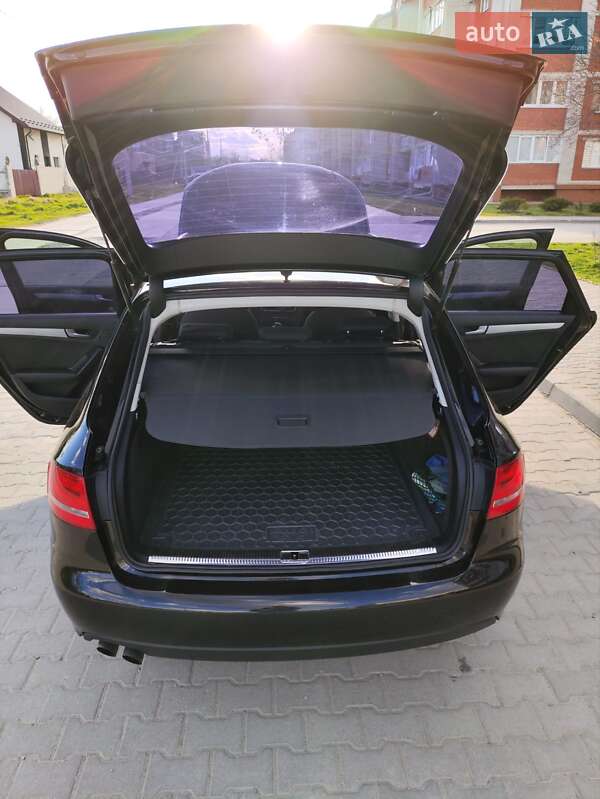 Універсал Audi A4 2010 в Чорткові