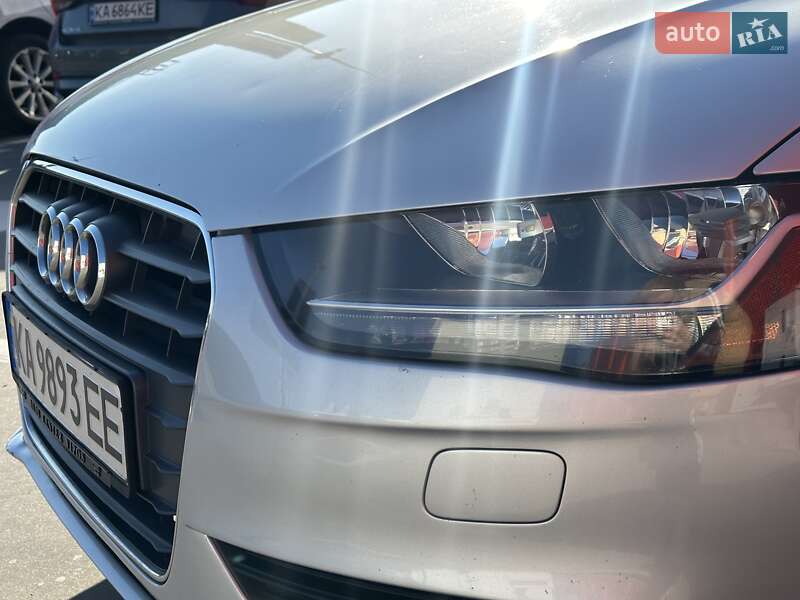 Седан Audi A4 2013 в Києві