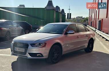Седан Audi A4 2013 в Киеве