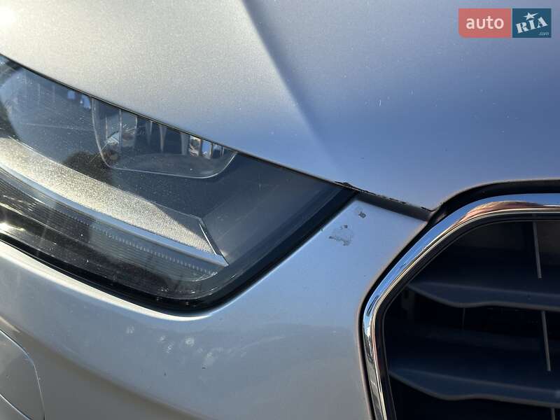 Седан Audi A4 2013 в Києві